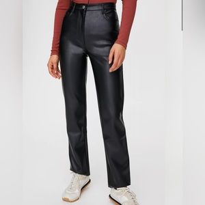 NWOT Aritzia Wilfred The Free Size 4 Leather Pant